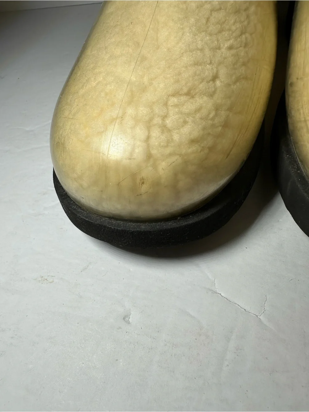 UGG Kids Girls Clear Mini II Natural Black Ankle Rain Booties Fleece Sz 3